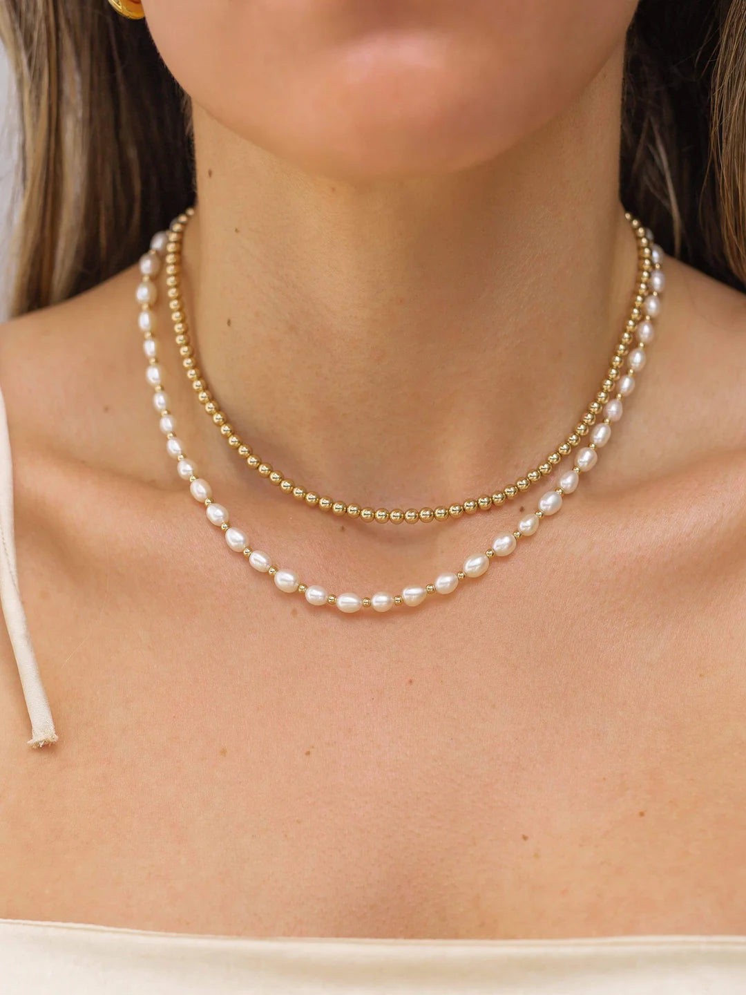 Dainty Pearls Necklace