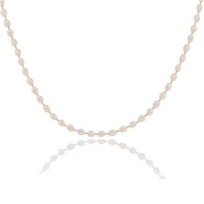 Dainty Pearls Necklace