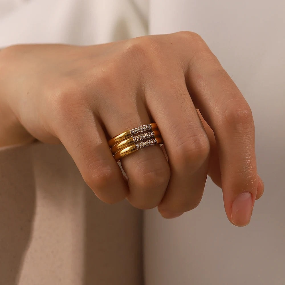 Dazzle Ring